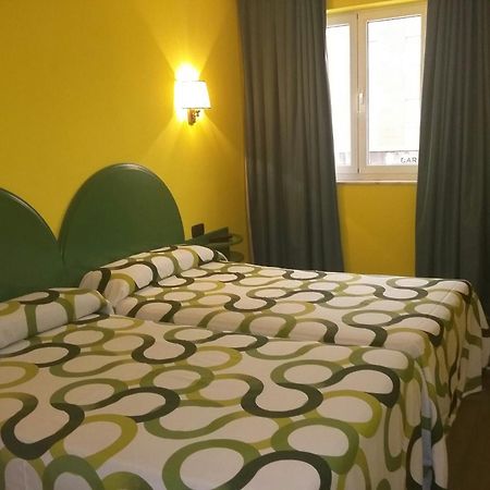Hotel Villapaloma La Virgen del Camino Extérieur photo