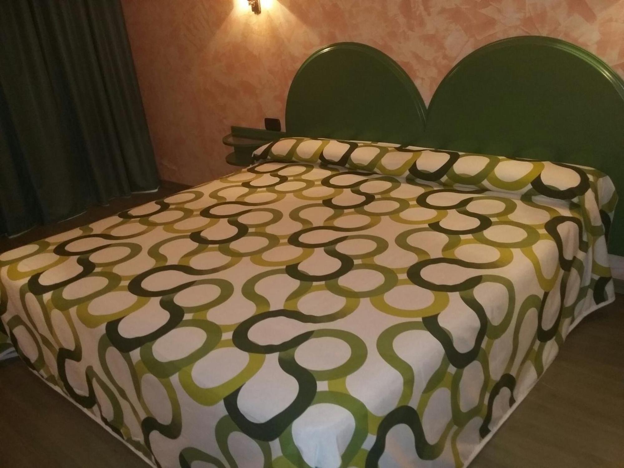 Hotel Villapaloma La Virgen del Camino Extérieur photo