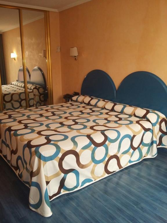 Hotel Villapaloma La Virgen del Camino Chambre photo