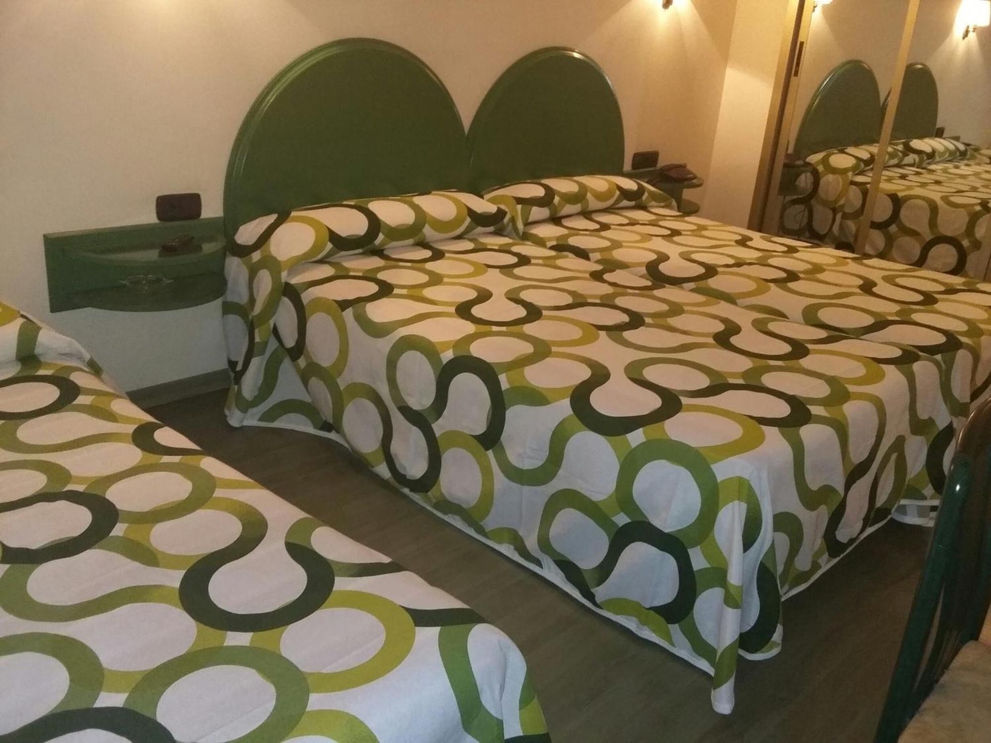 Hotel Villapaloma La Virgen del Camino Extérieur photo